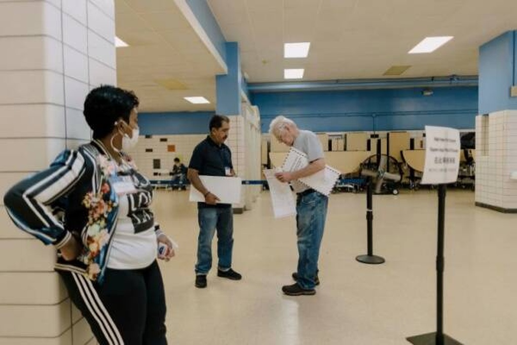 Bức tranh trái ngược trên chính trường Mỹ trước giờ G - 4 Bức tranh trái ngược trên chính trường Mỹ trước giờ G - 4