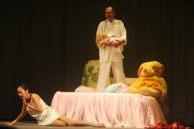 “Nước mắt người điên” nóng bỏng những cảnh "nóng"