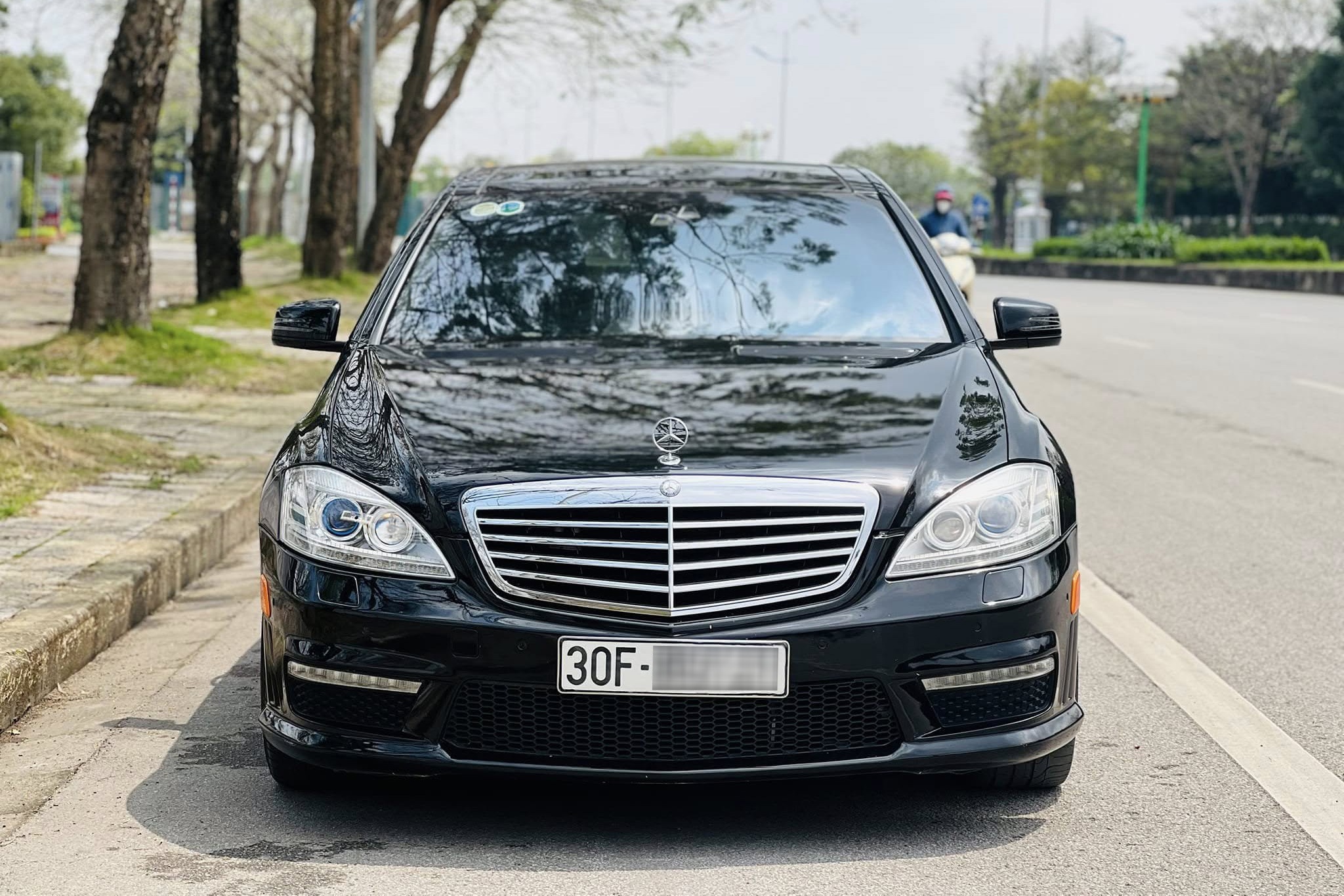 Mua mới hơn 7 tỷ, Mercedes S63 AMG giá còn 799 triệu đồng sau 15 năm - 4