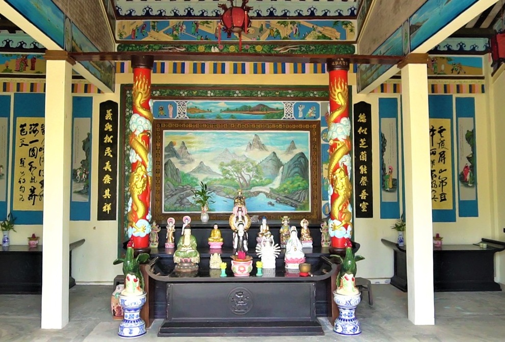 Thực hư khu lăng mộ được đồn có trị giá 3000 cây vàng ở Kiên Giang - 5 Thực hư khu lăng mộ được đồn có trị giá 3000 cây vàng ở Kiên Giang - 5