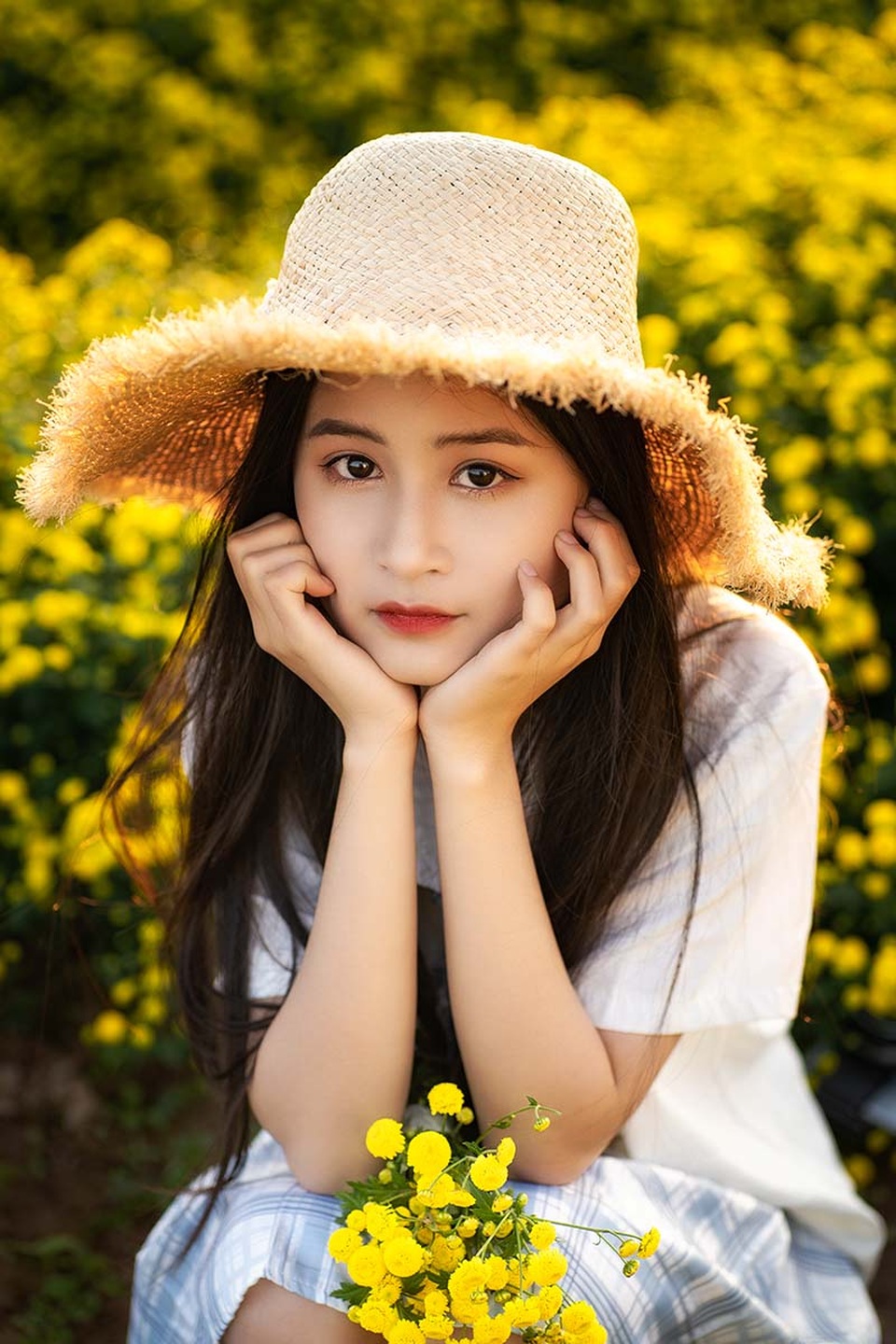 Nữ sinh 15 tuổi vui vì được khen xinh như ca sĩ Chi Pu - 2 Nữ sinh 15 tuổi vui vì được khen xinh như ca sĩ Chi Pu - 2
