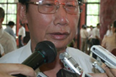 Ra Nghị quyết về KT-XH năm 2008 trong điều kiện mới 