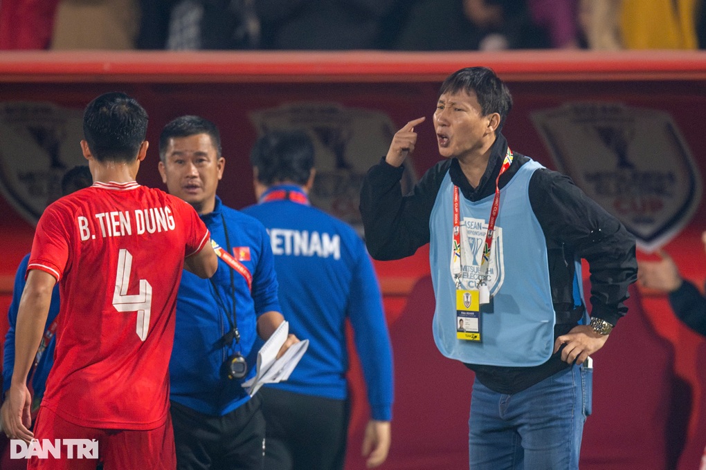 Bóng đá Malaysia làm khó HLV Kim Sang Sik trước trận gặp Man Utd - 1 Bóng đá Malaysia làm khó HLV Kim Sang Sik trước trận gặp Man Utd - 1
