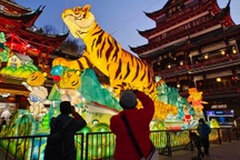 Người châu Á đón Tết âm lịch thế nào?