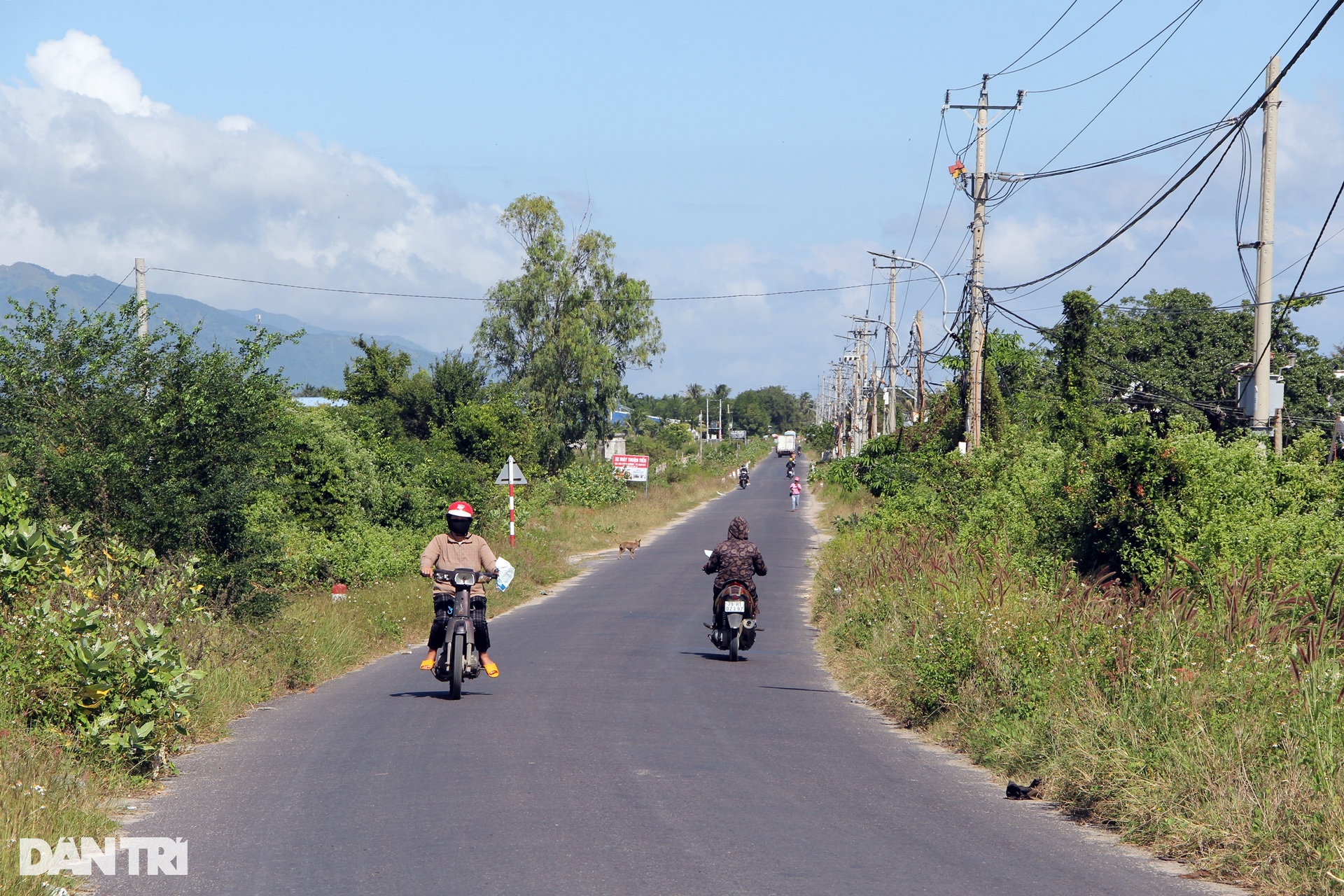 Khu vực đề xuất làm sân bay 7.000 tỷ đồng ở Vân Phong - 8