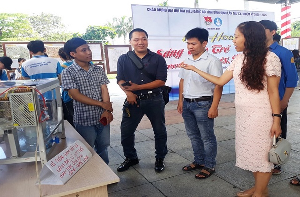 Thiết bị cảnh báo lũ của chàng sinh viên Trường ĐH Quy Nhơn - 3 Thiết bị cảnh báo lũ của chàng sinh viên Trường ĐH Quy Nhơn - 3