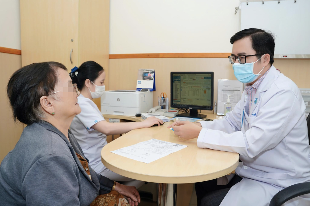 Người đàn ông bỗng thấy đốm đen trước mắt, lâm nguy vì căn bệnh phổ biến - 1