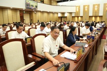 Hà Nội thông qua 15 nghị quyết