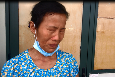 Mẹ xót xa nhìn con bị bệnh ung thư máu hành hạ