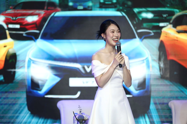 Chuyên gia chia sẻ những trải nghiệm thú vị về xe điện VinFast