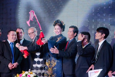 Tất niên Tập đoàn bảo vệ Long Hoàng quy tụ dàn sao lớn