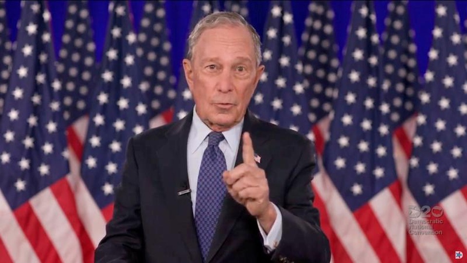 Tỷ phú Bloomberg tính chi 100 triệu USD giúp ông Biden đánh bại ông Trump - 1 Tỷ phú Bloomberg tính chi 100 triệu USD giúp ông Biden đánh bại ông Trump - 1