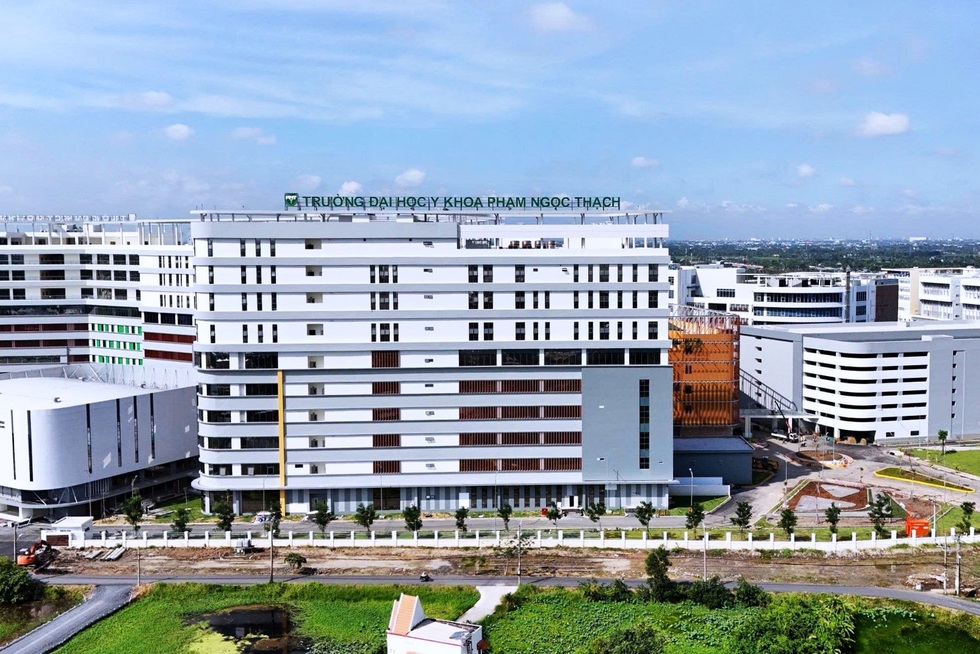 “Bác sĩ nội trú đừng vội tin mình là tinh hoa chỉ vì được tung hô” - 6 “Bác sĩ nội trú đừng vội tin mình là tinh hoa chỉ vì được tung hô” - 6