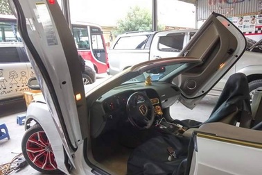 Giáp tết, cửa hàng độ xe "hái lộc" vì dân chơi ồ ạt độ xe du xuân