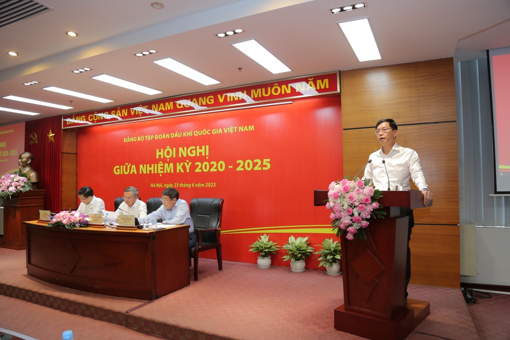 PVN quyết tâm thực hiện nhiệm vụ nhiệm kỳ 2020 - 2025 - 2 PVN quyết tâm thực hiện nhiệm vụ nhiệm kỳ 2020 - 2025 - 2