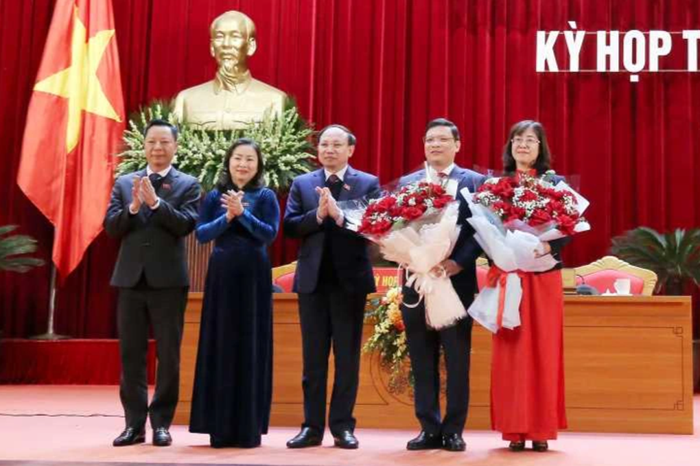 Bí thư Thành ủy Uông Bí được bầu làm Phó Chủ tịch tỉnh Quảng Ninh - 1 Bí thư Thành ủy Uông Bí được bầu làm Phó Chủ tịch tỉnh Quảng Ninh - 1
