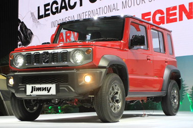 Suzuki Jimny bản 5 cửa có gì mà "cháy hàng" chỉ sau 3 ngày mở bán?