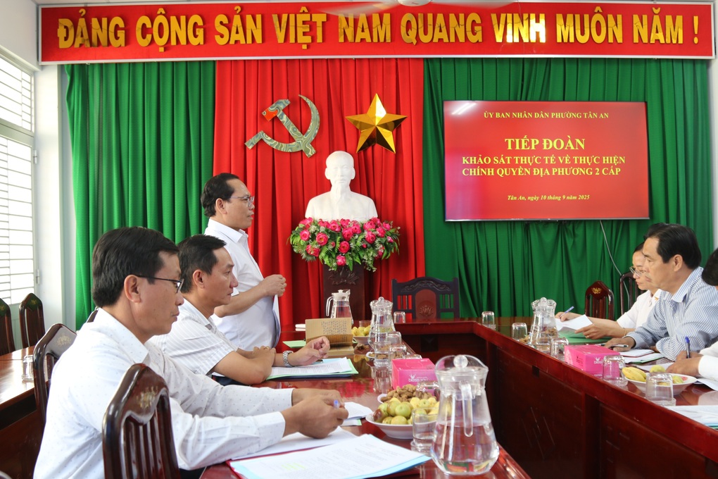 Xã, phường mới “khát” công chức có trình độ kế toán, công nghệ thông tin - 1 Xã, phường mới “khát” công chức có trình độ kế toán, công nghệ thông tin - 1
