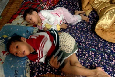 Tận cùng nỗi đau gia đình cựu quân nhân có hai cháu “da cam”