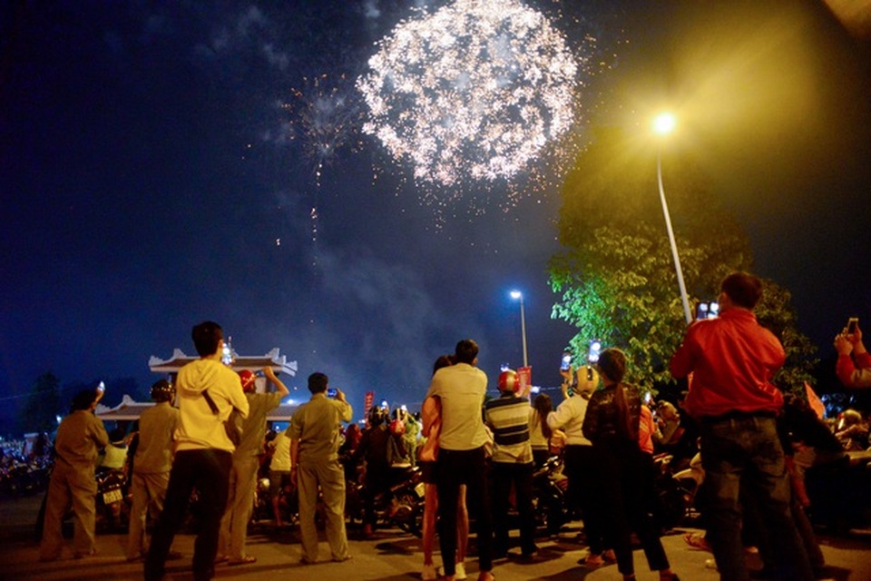 Bộ Công an giúp người dân phân biệt loại pháo hoa được phép đốt - 3