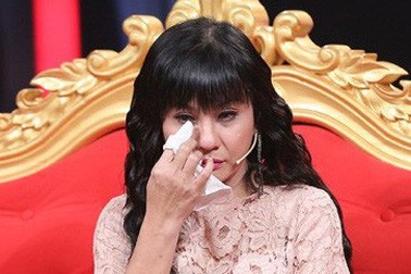 Thái Hòa, Kiều Minh Tuấn đều tỏ tình Cát Phượng bằng câu “Chị, em yêu chị”