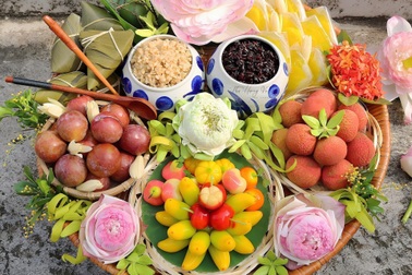 Gợi ý bài văn khấn Tết Đoan Ngọ và lưu ý về mâm cúng theo truyền thống