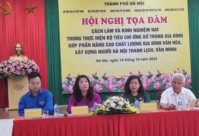 Tọa đàm “Cách làm và kinh nghiệm hay trong thực hiện Bộ tiêu chí ứng xử trong gia đình góp phần nâng cao chất lượng gia đình văn hóa, xây dựng người Hà Nội thanh lịch, văn minh”