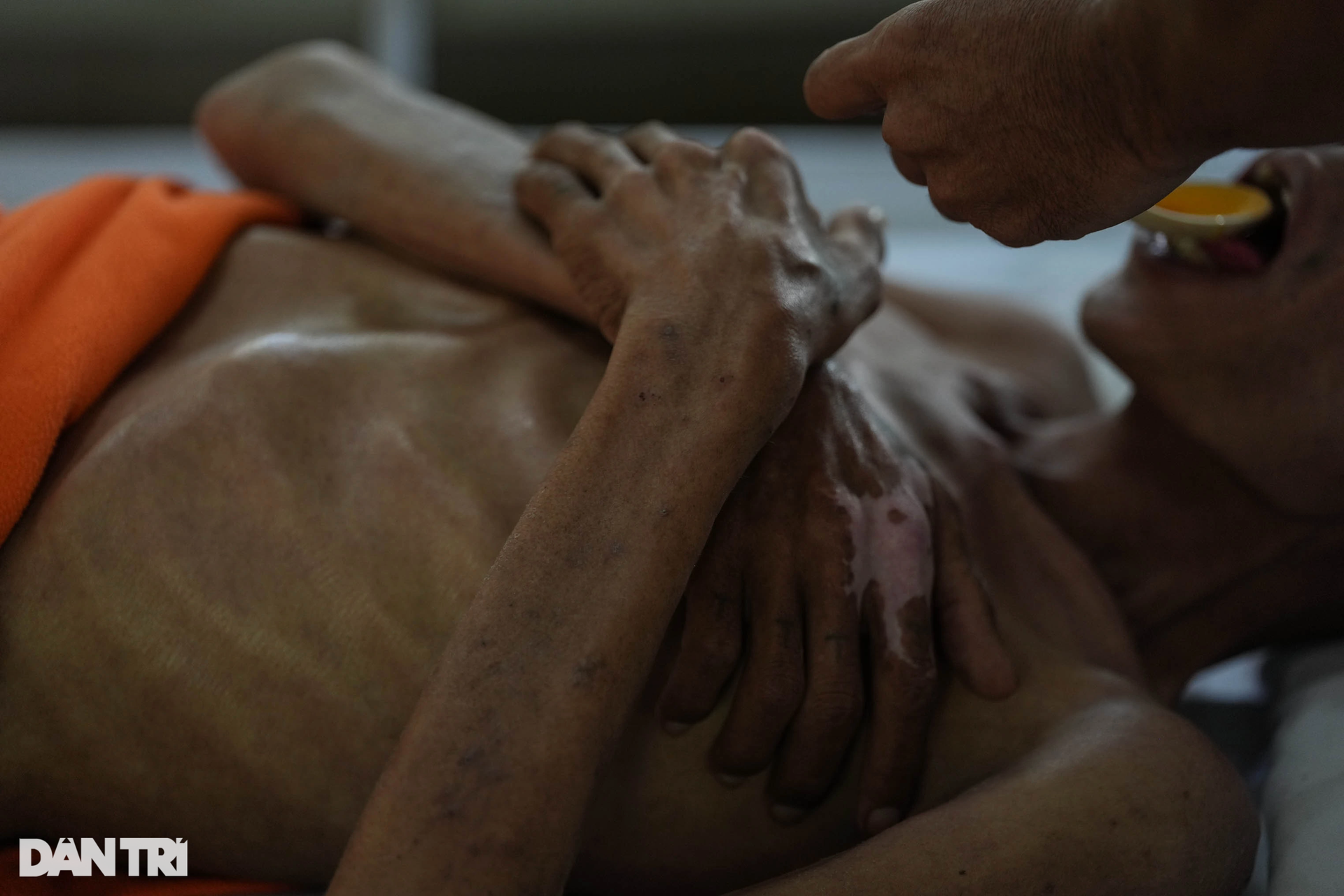 Ngôi nhà cuối cùng của bệnh nhân AIDS - 8 Ngôi nhà cuối cùng của bệnh nhân AIDS - 8