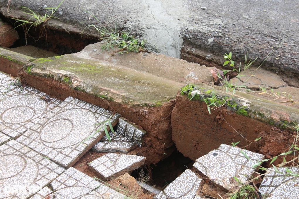 Nguyên nhân khiến quốc lộ 14 nứt toác  - 2