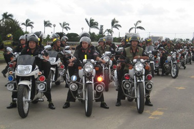 Diễn tập chống đua xe trận chung kết bóng đá nam SEA games 25