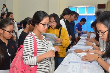 Đầu vào cao, trường Sư phạm điêu đứng