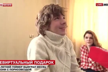 Video về cậu bé Ruslan và phản ứng của gia đình sau khi cậu bé giành được giải thưởng “đặc biệt”