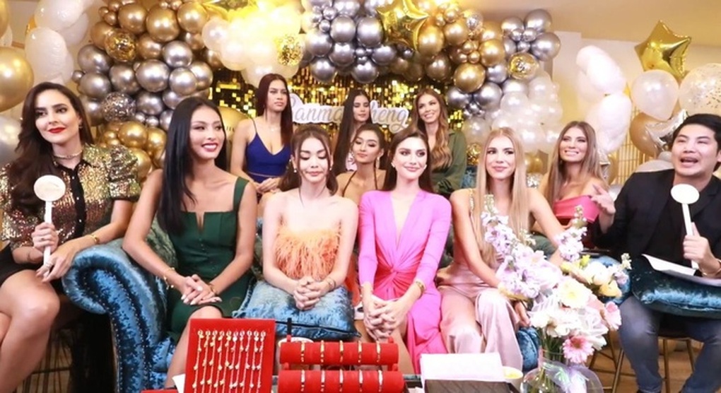 Đương kim Hoa hậu Hòa bình: Chỉ livestream bán hàng, không có show - 3 Đương kim Hoa hậu Hòa bình: Chỉ livestream bán hàng, không có show - 3