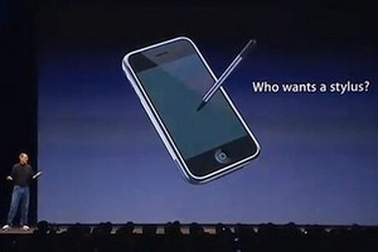 Apple đăng ký bằng sáng chế mà Steve Jobs từng mỉa mai