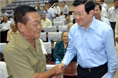 Đề xuất đưa Hoàng Sa, Trường Sa vào hiến pháp