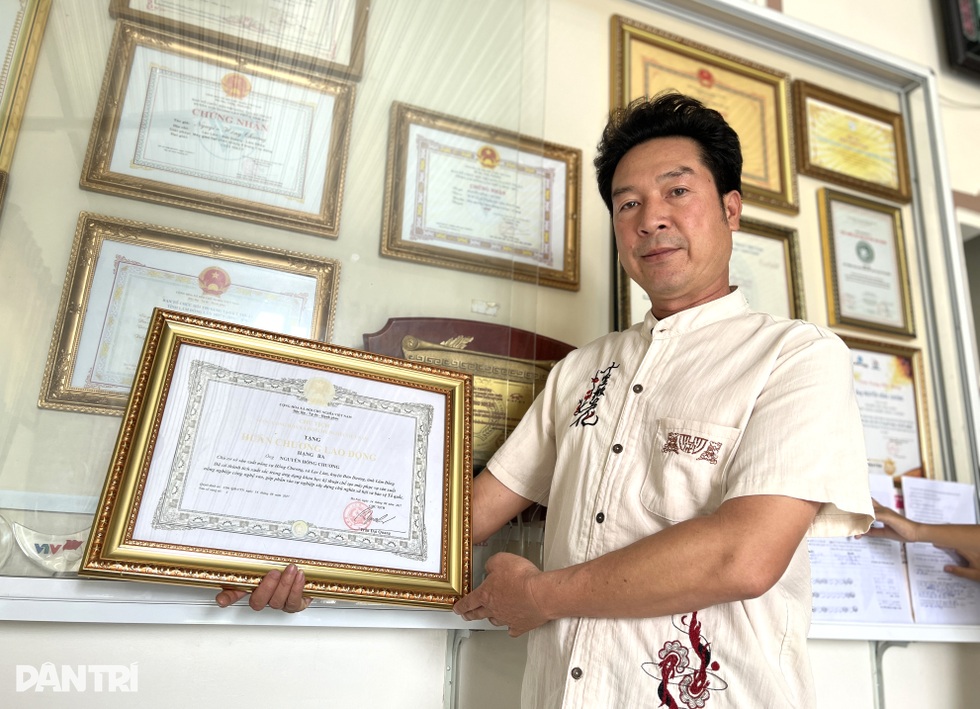 Chưa học hết lớp 8, lão nông ở Lâm Đồng xuất khẩu máy nông nghiệp - 4 Chưa học hết lớp 8, lão nông ở Lâm Đồng xuất khẩu máy nông nghiệp - 4