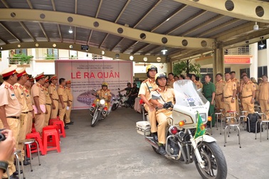 Tuyên dương 23 CSGT dũng cảm bắt cướp