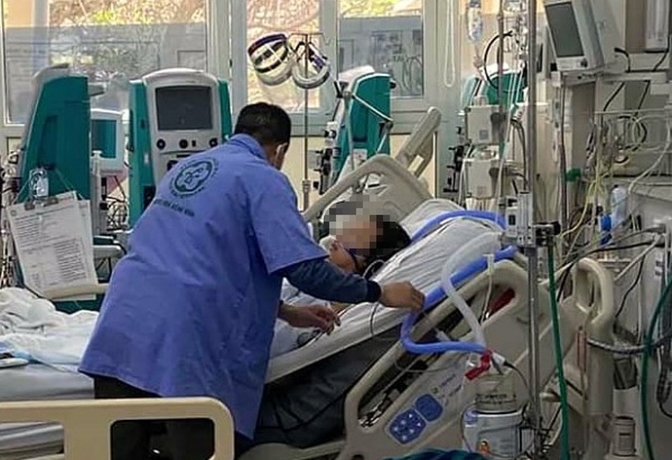 Ca cấp cứu đặc biệt hồi sinh sản phụ bị sốc mất máu, 2 lần ngừng tim - 1 Ca cấp cứu đặc biệt hồi sinh sản phụ bị sốc mất máu, 2 lần ngừng tim - 1