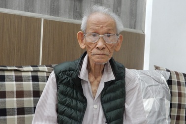 Chuyện về đại tá bán nhà lấy tiền làm từ thiện