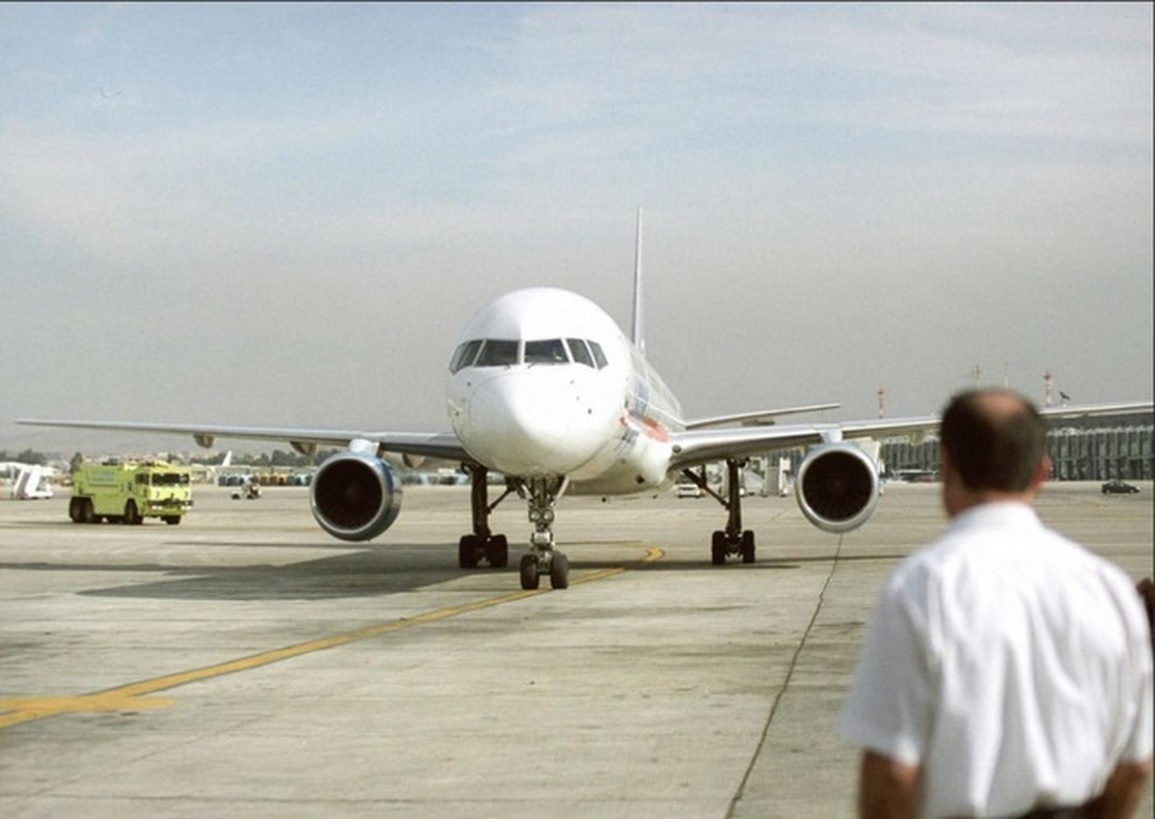 Thợ kỹ thuật thiếu quan sát khiến 2 máy bay Airbus va chạm tại Nội Bài - 1 Thợ kỹ thuật thiếu quan sát khiến 2 máy bay Airbus va chạm tại Nội Bài - 1
