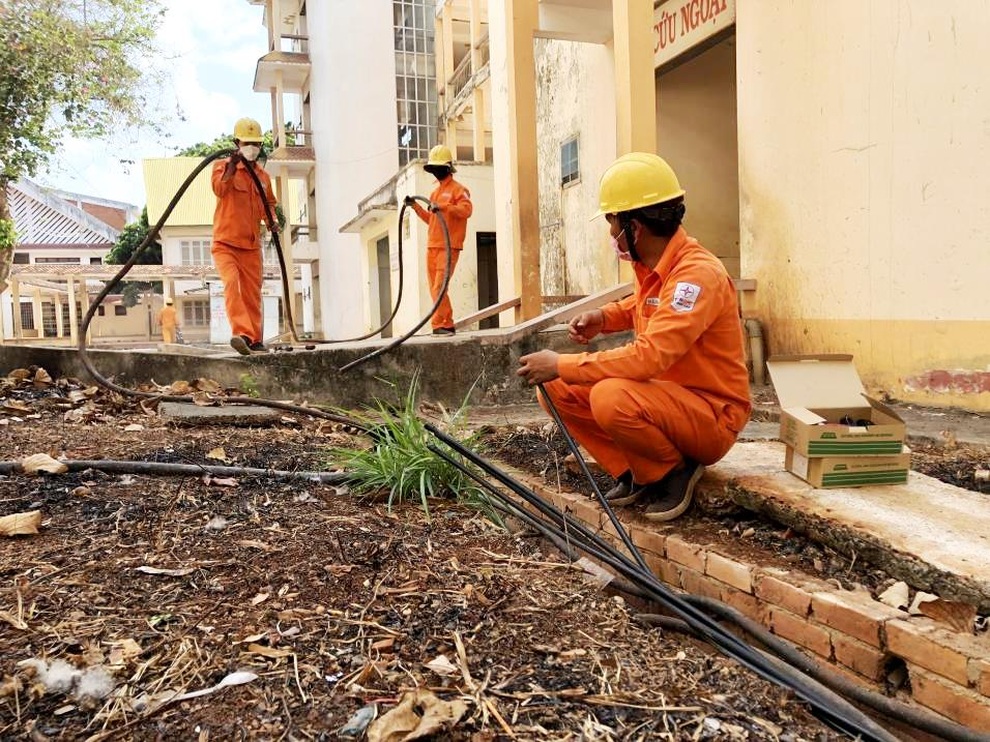 EVNCPC: Nhiều giải pháp đảm bảo cung cấp điện phòng chống dịch tại miền Trung - Tây Nguyên - 2 EVNCPC: Nhiều giải pháp đảm bảo cung cấp điện phòng chống dịch tại miền Trung - Tây Nguyên - 2
