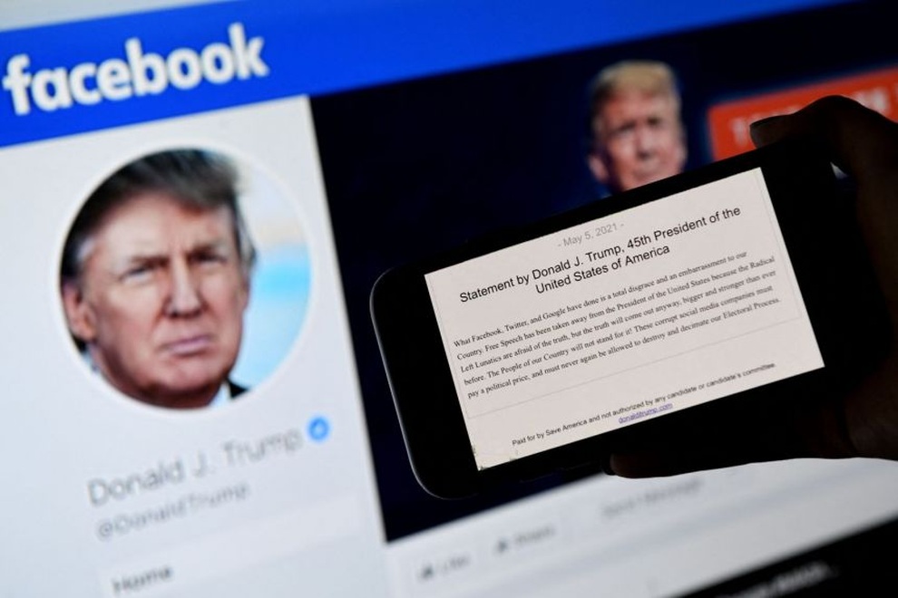 Bị Facebook cấm cửa 2 năm, ông Trump bóng gió ngày trở lại Nhà Trắng - 1 Bị Facebook cấm cửa 2 năm, ông Trump bóng gió ngày trở lại Nhà Trắng - 1