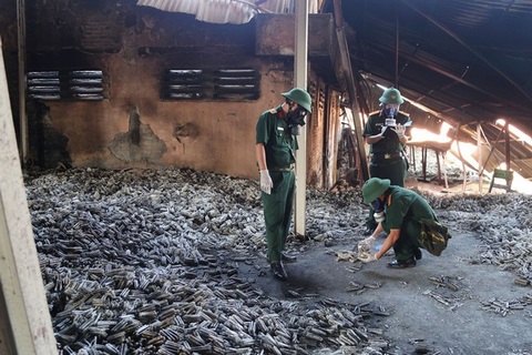 Thông báo công khai về thuỷ ngân ở Rạng Đông bất ngờ bị... gỡ bỏ (!)