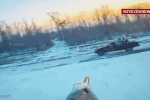 Chiến sự Ukraine 5/3: Nga tận dụng thời cơ, 2 gọng kìm tràn qua biên giới