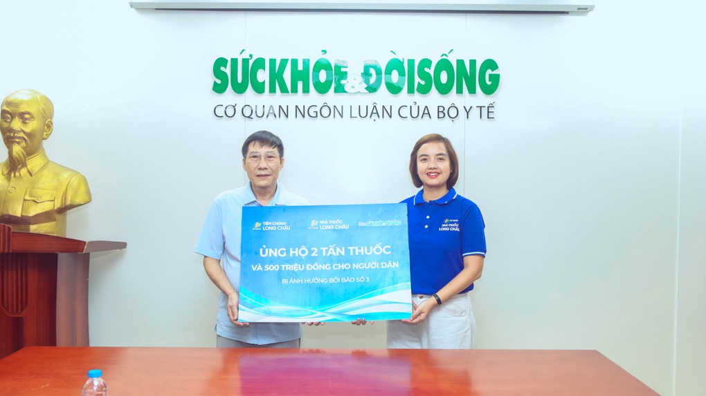 FPT Long Châu điều động nhanh 10 tấn thuốc hỗ trợ người dân vùng bão lũ - 4 FPT Long Châu điều động nhanh 10 tấn thuốc hỗ trợ người dân vùng bão lũ - 4
