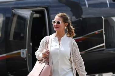 Vợ cũ Bill Gates đeo nhẫn kim cương, nghi vấn đã đính hôn với người mới