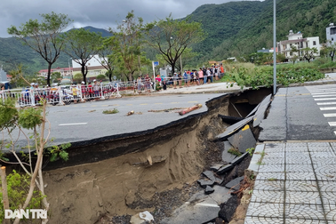 Đà Nẵng mất trắng gần 1.500 tỷ đồng trong trận ngập lụt lịch sử