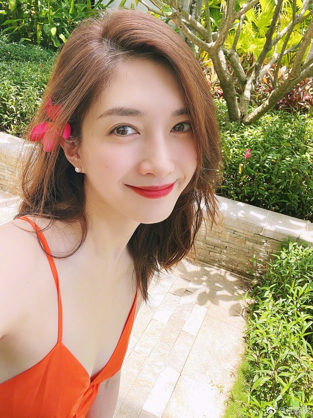 Giang Sơ Ảnh: Mối tình tan vỡ với Hồ Ca, bị đồn cướp chồng đàn chị - 5 Giang Sơ Ảnh: Mối tình tan vỡ với Hồ Ca, bị đồn cướp chồng đàn chị - 5