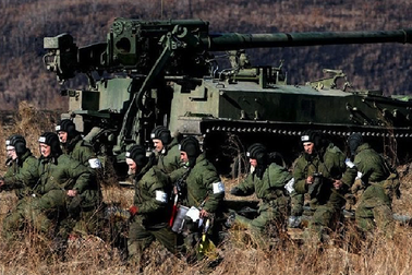 Nga cân nhắc cắt giảm ngân sách quốc phòng 5% năm 2016