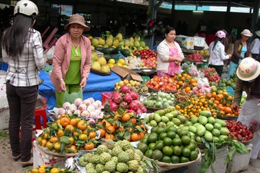 Nỗi lo lạm phát khi CPI tháng 2 tăng gần 2%